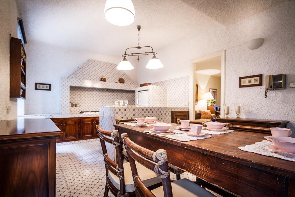 צ'רנוביו Lake Charming Apartment חדר תמונה